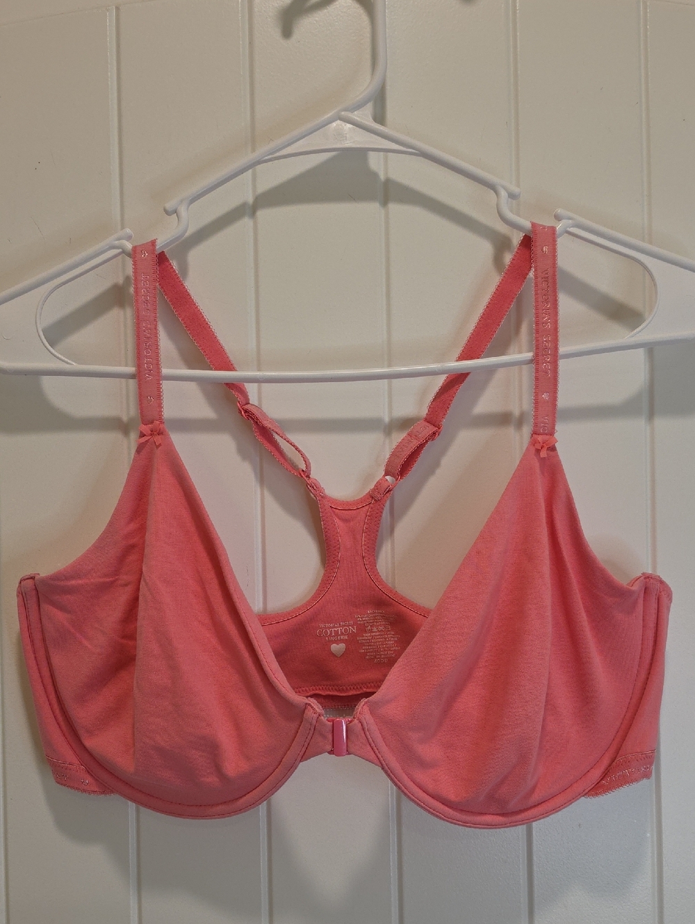 Victoria's Secret Pink Racerback Front Closure Bra Size 40DD